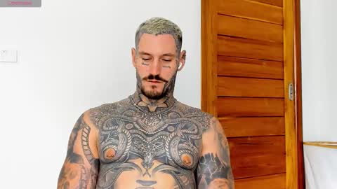 lucasexclusive online show from October 2025 06:58:02 AM