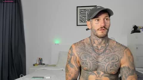 lucasexclusive online show from November 2025 07:30:02 AM