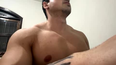 lucasfit24 online show from January 2025 11:21:02 PM