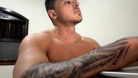 lucasfit24 online show from February 2025 11:53:01 AM