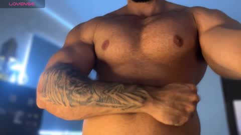 lucasfit24 online show from November 2025 02:07:02 PM