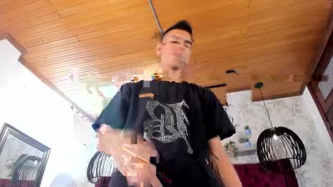 Snapshot of lucca_moreti chatting on April 2026 03:53:02 AM Lucca Moreti online show from April 2026 03:53:02 AM