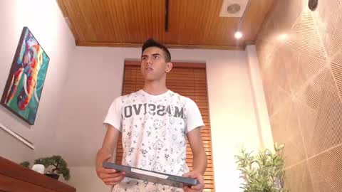 Snapshot of lucca_moreti chatting on May 2026 03:34:01 AM Lucca Moreti online show from May 2026 03:34:01 AM