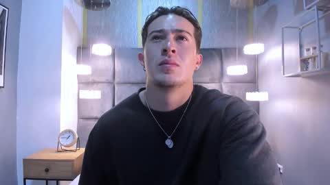 Snapshot of luccagrey chatting on November 2025 12:16:01 PM luccagrey online show from November 2025 12:16:01 PM