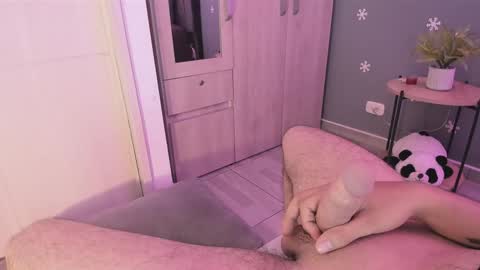 Snapshot of luci_fer15 chatting on January 2025 12:42:02 AM Luci y Fer online show from January 2025 12:42:02 AM