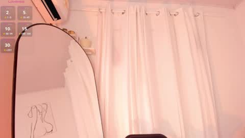 Lucia online show from January 2025 12:33:01 AM