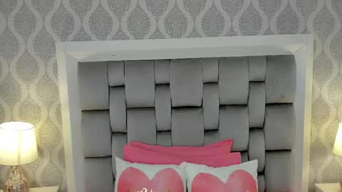 Snapshot of lucia_lorenz chatting on December 2025 11:26:02 AM lucia_lorenz online show from December 2025 11:26:02 AM