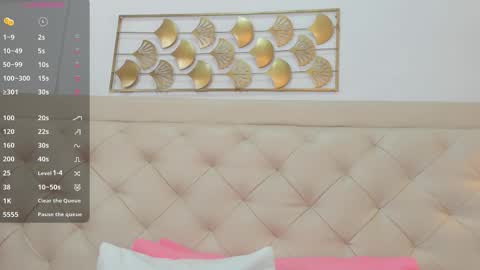 Snapshot of lucia_lorenz chatting on February 2026 11:25:02 AM lucia_lorenz online show from February 2026 11:25:02 AM