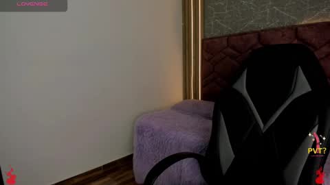 Snapshot of lucia_star_ chatting on December 2024 08:07:02 PM lucia star online show from December 2024 08:07:02 PM