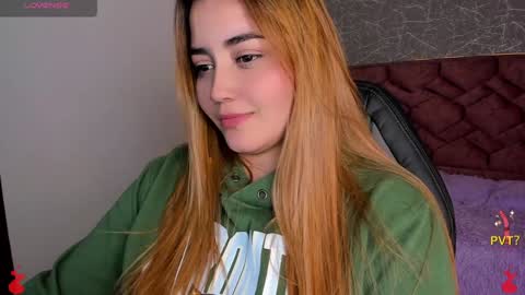 Snapshot of lucia_star_ chatting on January 2025 05:10:02 AM lucia star online show from January 2025 05:10:02 AM
