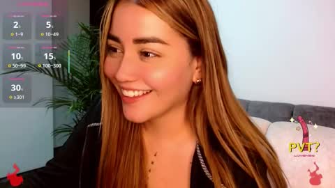 Snapshot of lucia_star_ chatting on October 2025 04:24:01 AM lucia star online show from October 2025 04:24:01 AM