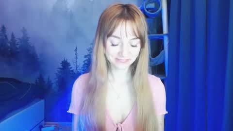 Snapshot of luciacam20 chatting on January 2025 04:11:02 PM Lucy online show from January 2025 04:11:02 PM