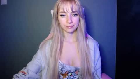 Lucy online show from April 2026 06:33:02 PM