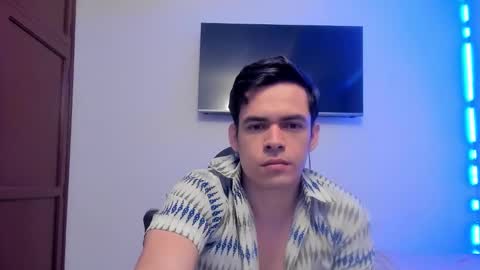 Lucian Gomez online show from October 2025 07:15:01 PM