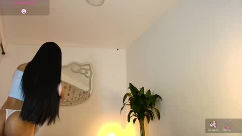 luciana_glow online show from April 2026 06:05:02 AM