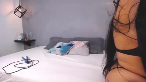 Luciana  online show from September 2025 02:11:01 PM