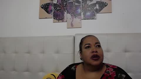 Luciana online show from December 2024 03:00:02 PM