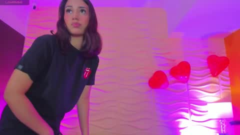    online show from February 2025 04:09:02 AM