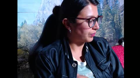 Snapshot of lucianahalen chatting on October 2025 07:09:02 AM Lucy online show from October 2025 07:09:02 AM