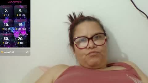 Snapshot of lucianamaster chatting on September 2025 12:27:02 AM lucianamaster online show from September 2025 12:27:02 AM