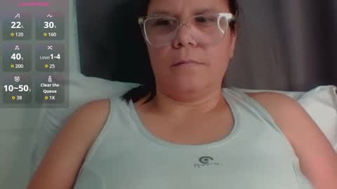 Snapshot of lucianamaster chatting on October 2025 12:10:01 AM lucianamaster online show from October 2025 12:10:01 AM