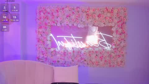 Luciana Miller  online show from December 2024 10:06:02 AM