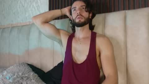Snapshot of luciano_ferrer chatting on September 2025 11:39:02 PM Luciano online show from September 2025 11:39:02 PM