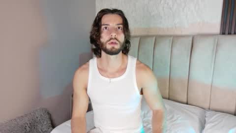 Snapshot of luciano_ferrer chatting on October 2025 10:07:02 PM Luciano online show from October 2025 10:07:02 PM