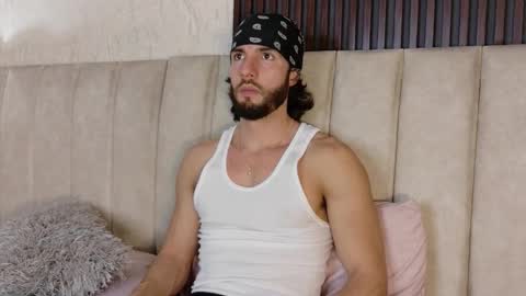 Snapshot of luciano_ferrer chatting on October 2025 08:53:02 PM Luciano online show from October 2025 08:53:02 PM