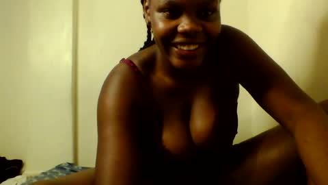 Snapshot of luciaresa chatting on July 2026 01:35:02 PM luciaresa online show from July 2026 01:35:02 PM