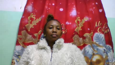 lucie196645 online show from June 2026 04:37:02 AM