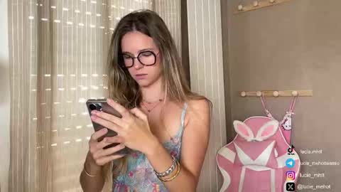 Lucie hot follow me on  online show from September 2025 07:20:02 AM