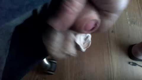 Snapshot of lucienal chatting on November 2025 04:33:01 AM lucienal online show from November 2025 04:33:01 AM