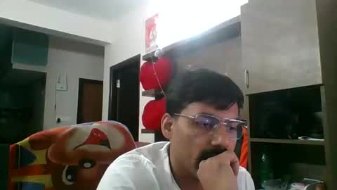 luciferdustin online show from February 2026 05:05:02 PM