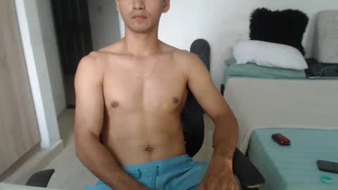 Snapshot of lucifferr_ chatting on January 2025 08:56:01 PM leonel online show from January 2025 08:56:01 PM