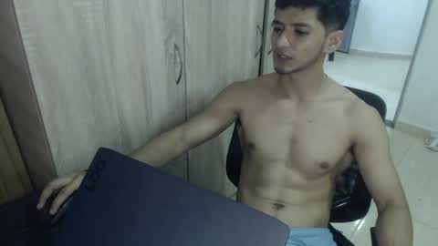 Snapshot of lucifferr_ chatting on March 2025 02:01:02 AM leonel online show from March 2025 02:01:02 AM