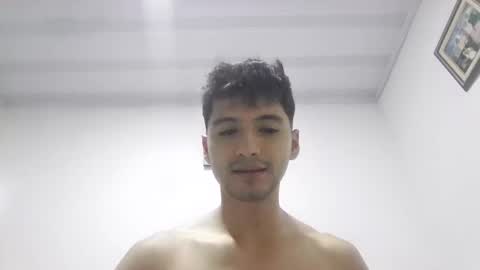 Snapshot of lucifferr_ chatting on February 2026 12:42:02 AM leonel online show from February 2026 12:42:02 AM