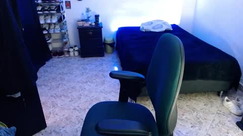 luciifer_hills online show from January 2025 06:06:01 PM