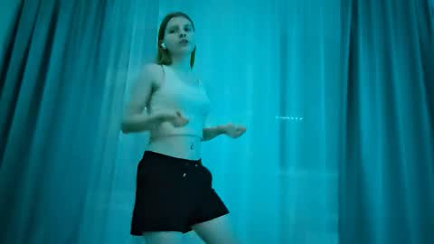 Monika online show from November 2025 07:35:01 PM