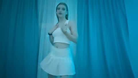 Monika online show from November 2025 09:13:02 PM