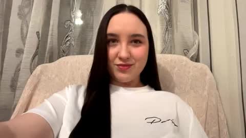 Sofia online show from December 2025 10:06:02 PM