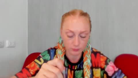 lucky_licky20 online show from October 2025 11:49:02 PM