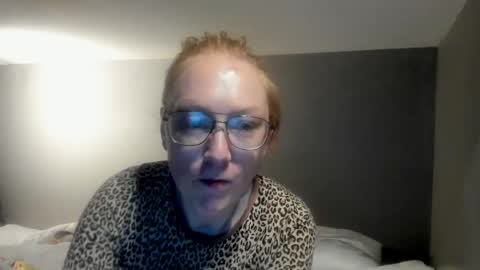 lucky_licky20 online show from March 2026 03:44:01 AM