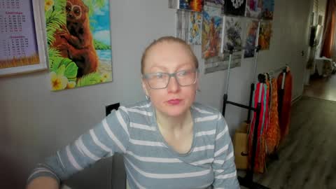 lucky_licky20 online show from April 2026 01:55:01 AM