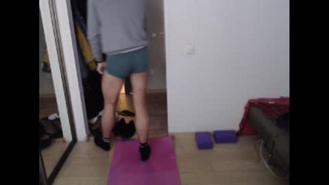 Iron Jhon online show from November 2025 04:51:02 PM