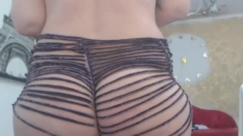 Snapshot of luckyanabella chatting on July 2026 10:33:02 AM Ana online show from July 2026 10:33:02 AM