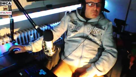        call me  Stefan online show from December 2024 03:18:02 AM