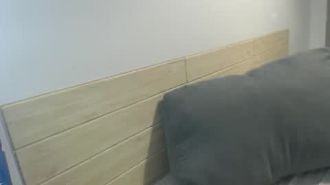 Snapshot of luckyisa chatting on November 2025 05:25:02 PM angelisa online show from November 2025 05:25:02 PM