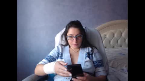 luckylinda23 online show from November 2025 01:10:01 PM