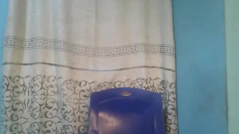 Snapshot of luckymadequeen chatting on March 2026 02:58:02 AM Gloria online show from March 2026 02:58:02 AM